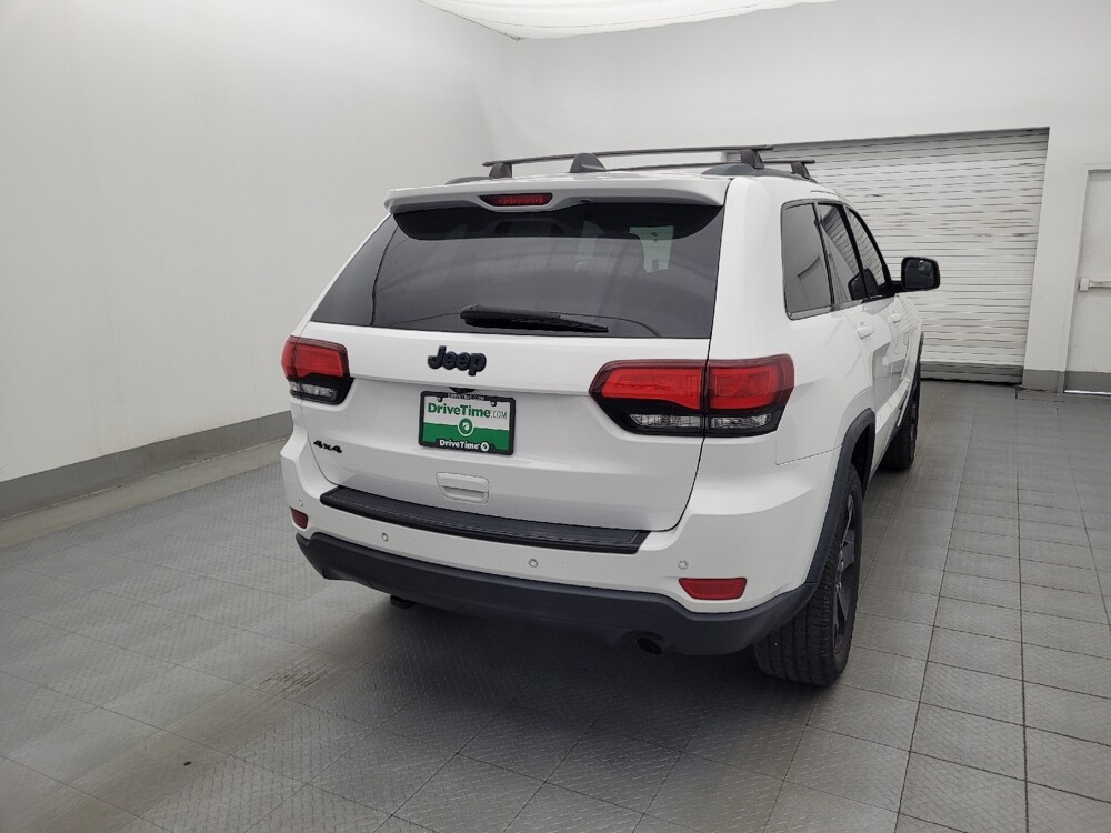 2018 Jeep Grand Cherokee in Tampa, FL 33612 - 18078717 7