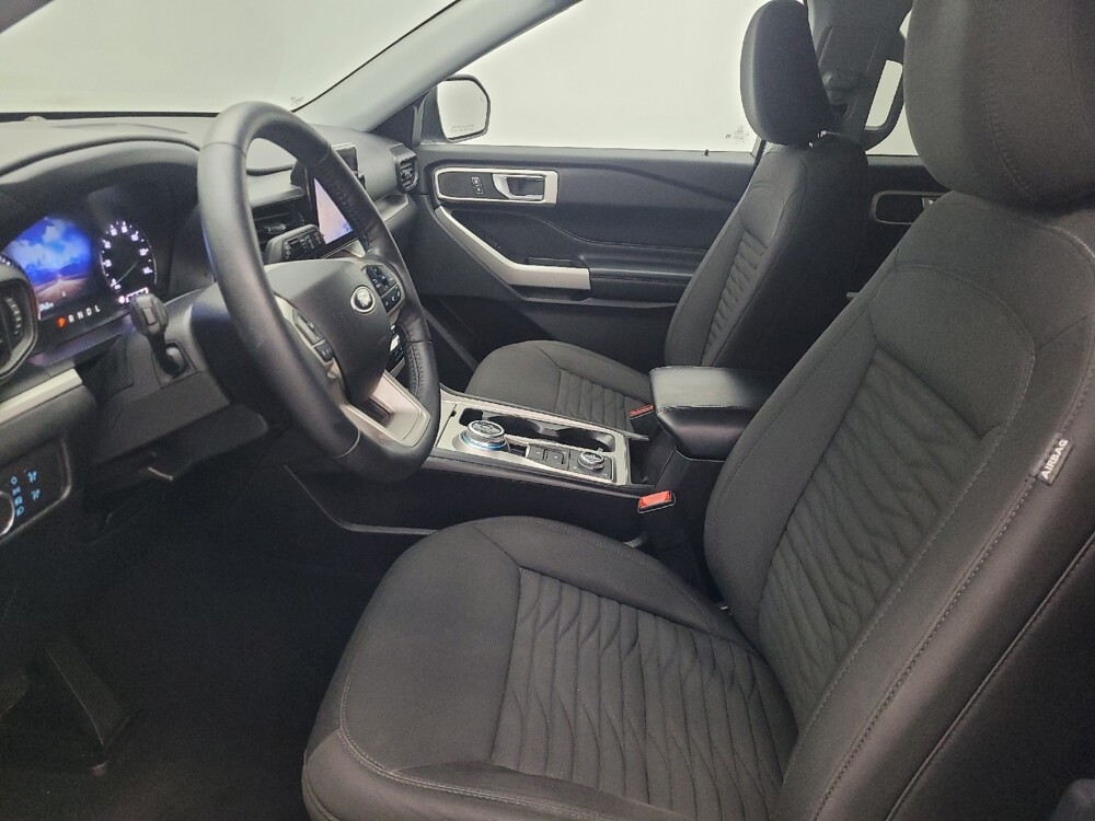 2021 Ford Explorer in Jacksonville, FL 32210 - 18078733 17