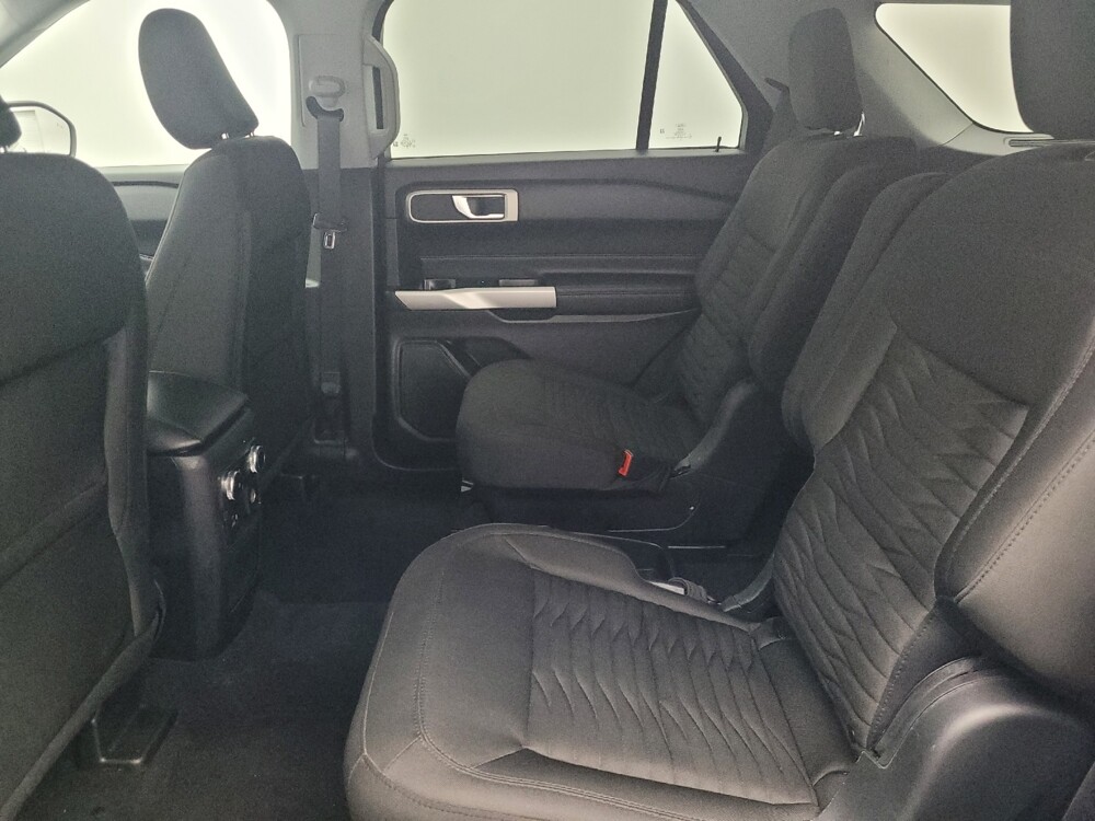 2021 Ford Explorer in Jacksonville, FL 32210 - 18078733 18