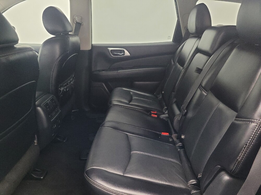 2020 Nissan Pathfinder in Jacksonville, FL 32210 - 18078738 18