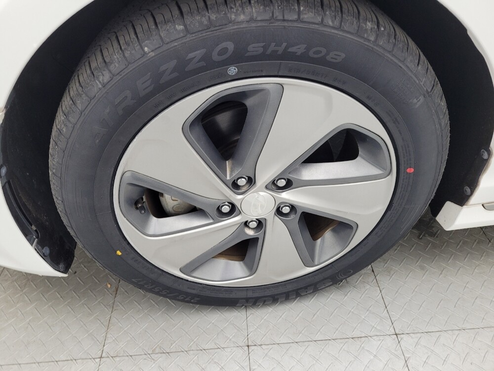 2017 Hyundai Sonata in Charleston, SC 29414 - 18078752 31