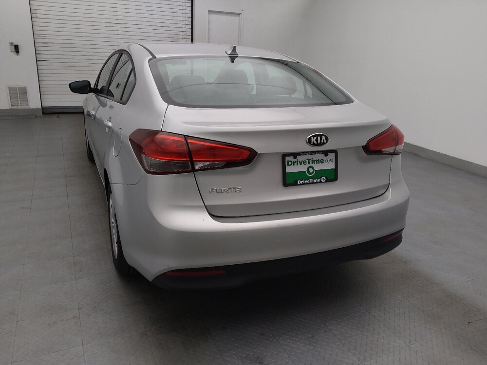 2018 Kia Forte in Conway, SC 29526 - 18078753 6