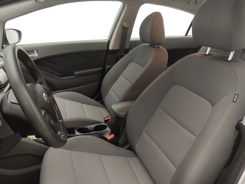 2018 Kia Forte in Conway, SC 29526 - 18078753 17