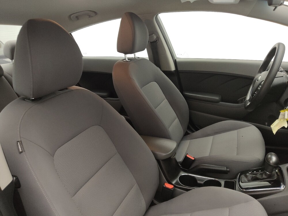 2018 Kia Forte in Conway, SC 29526 - 18078753 21