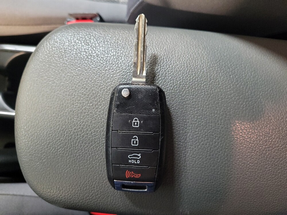 2018 Kia Forte in Conway, SC 29526 - 18078753 32