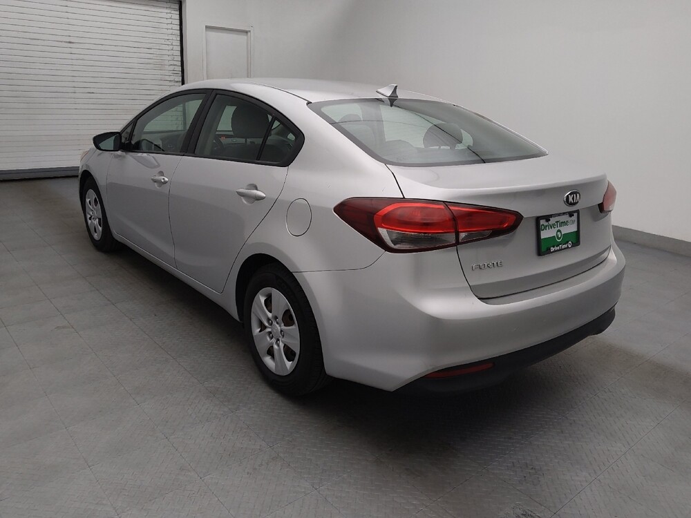 2018 Kia Forte in Conway, SC 29526 - 18078753 5