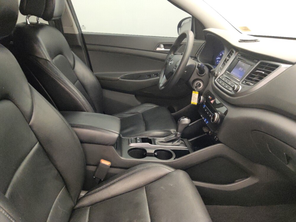 2016 Hyundai Tucson in Houston, TX 77034 - 18078769 21