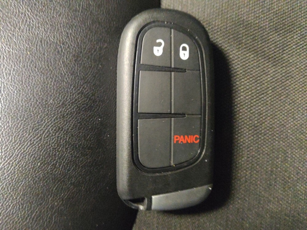 2019 Jeep Cherokee in San Antonio, TX 78238 - 18078782 32