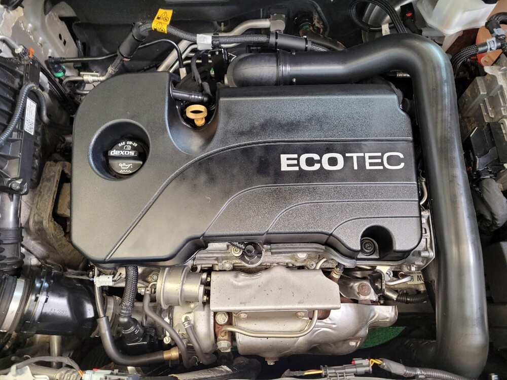 2020 Chevrolet Equinox in Fairfield, OH 45014 - 18078791 30