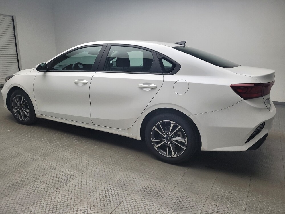 2022 Kia Forte in St. Louis, MO 63125 - 18078816 3