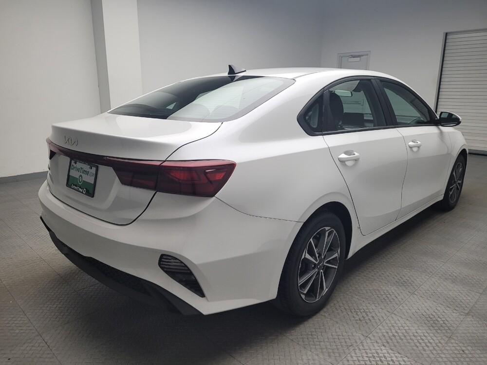 2022 Kia Forte in St. Louis, MO 63125 - 18078816 9