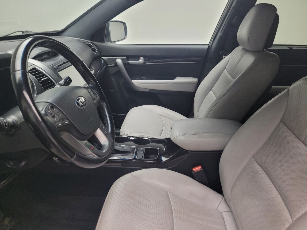 2015 Kia Sorento in Indianapolis, IN 46219 - 18078817 17