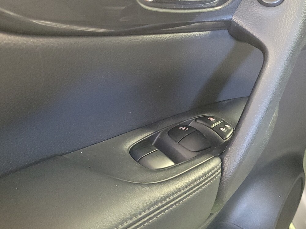 2018 Nissan Rogue in Tallahassee, FL 32304 - 18078824 27