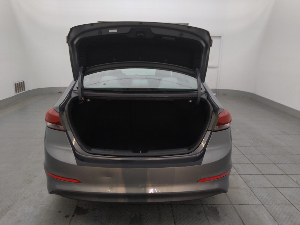 2017 Hyundai Elantra in Tampa, FL 33612 - 18078827 29