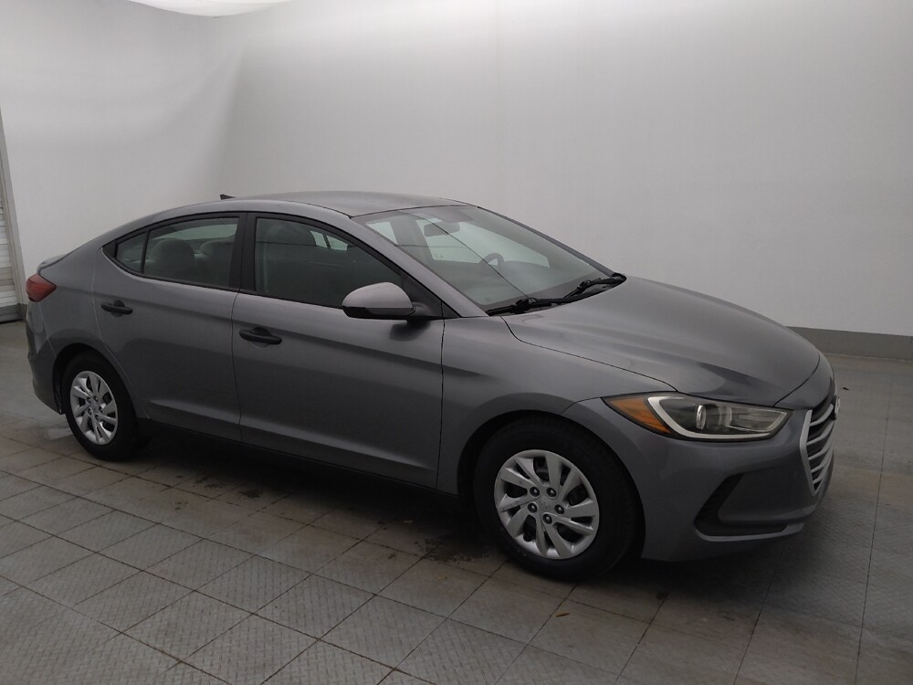2017 Hyundai Elantra in Tampa, FL 33612 - 18078827 11
