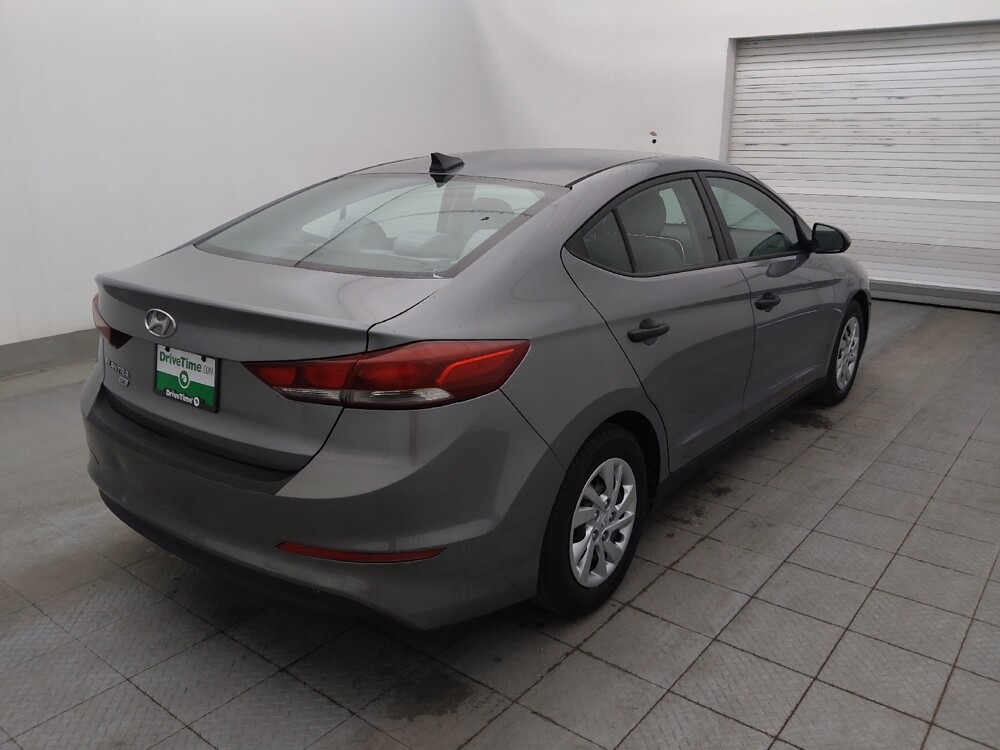 2017 Hyundai Elantra in Tampa, FL 33612 - 18078827 9
