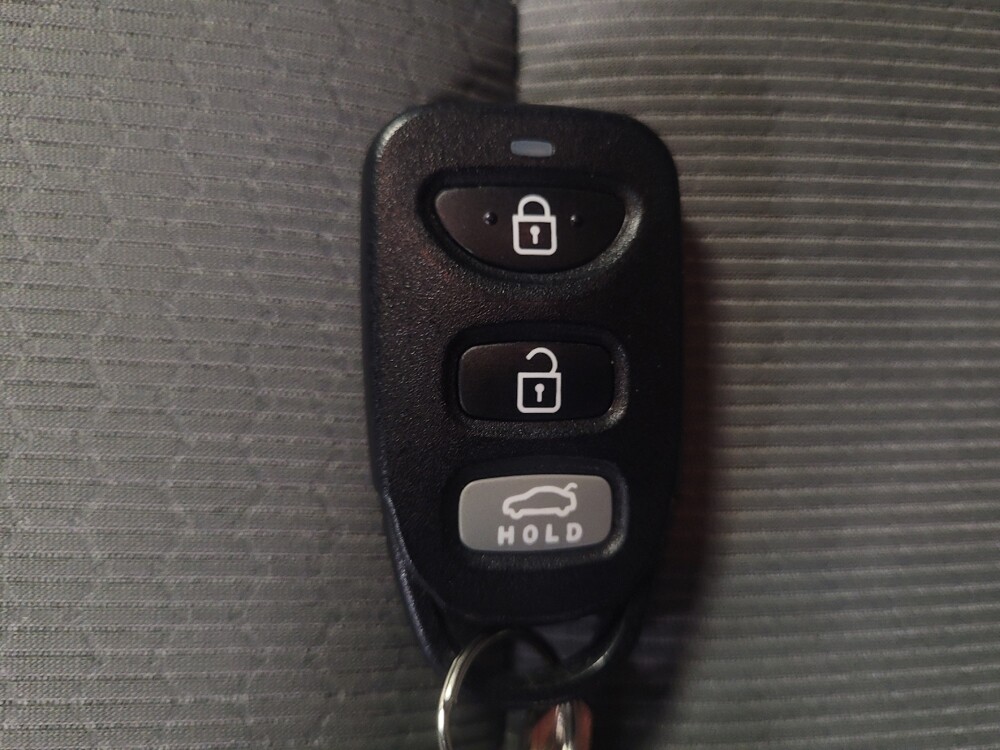 2017 Hyundai Elantra in Tampa, FL 33612 - 18078827 32