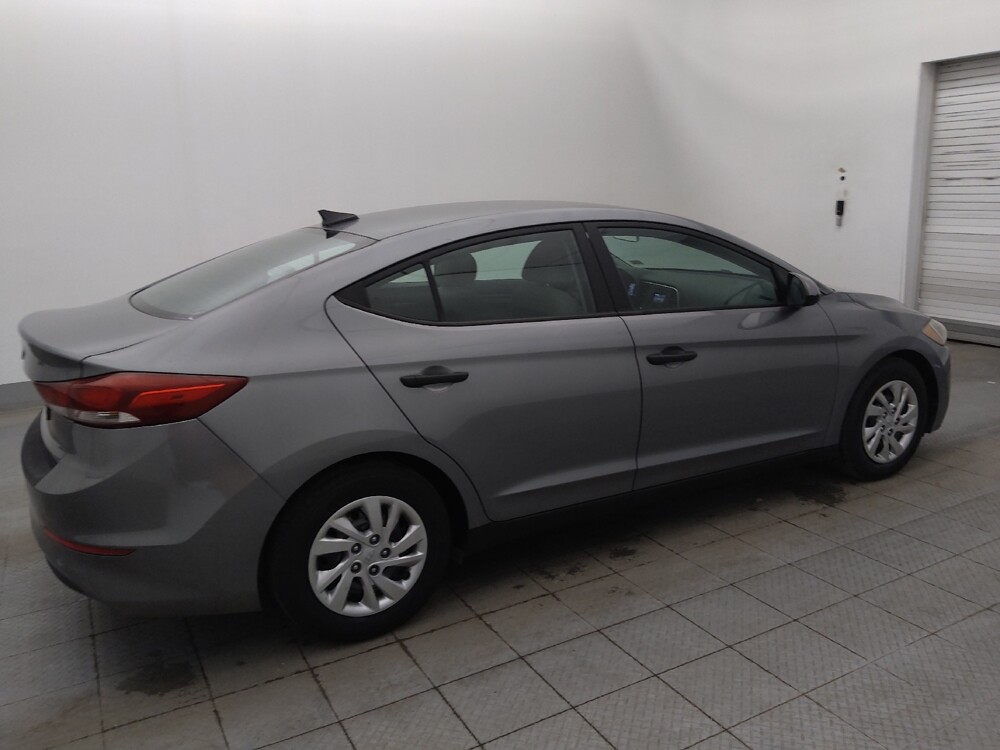 2017 Hyundai Elantra in Tampa, FL 33612 - 18078827 10