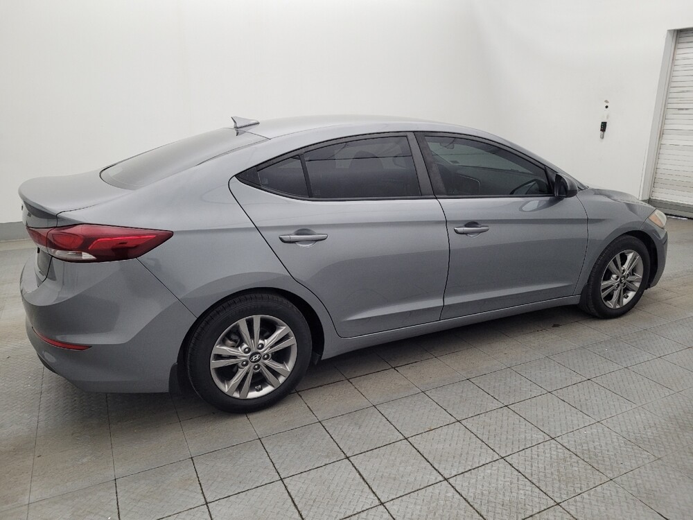 2018 Hyundai Elantra in Tampa, FL 33612 - 18078830 10