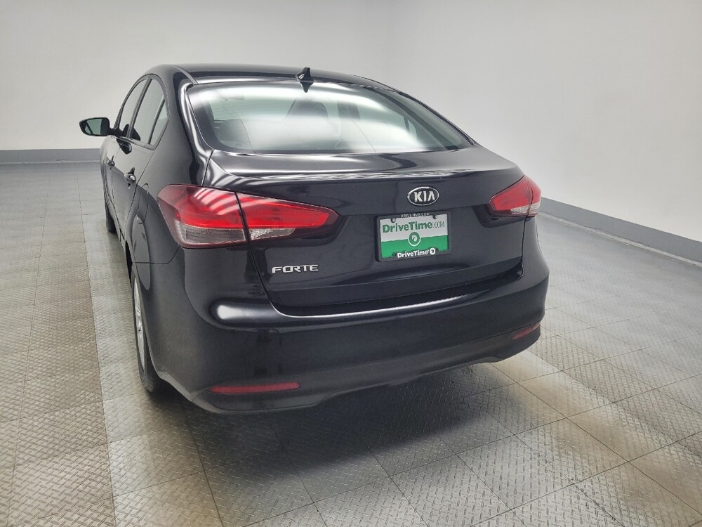 2017 Kia Forte in Highland, IN 46322 - 18078837 6