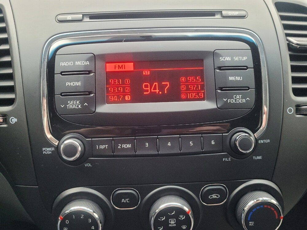 2017 Kia Forte in Highland, IN 46322 - 18078837 25