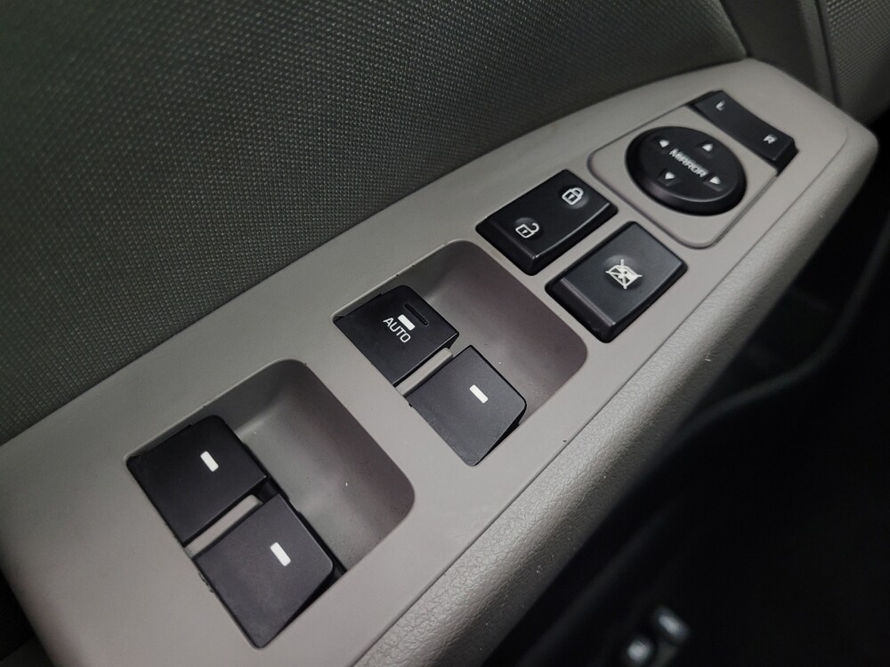 2018 Hyundai Elantra in Highland, IN 46322 - 18078840 27