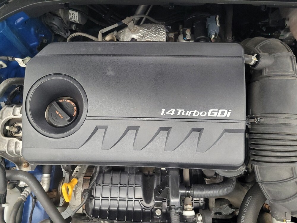 2018 Hyundai Elantra in Highland, IN 46322 - 18078840 30