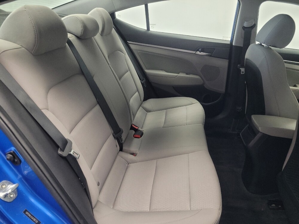 2018 Hyundai Elantra in Highland, IN 46322 - 18078840 19