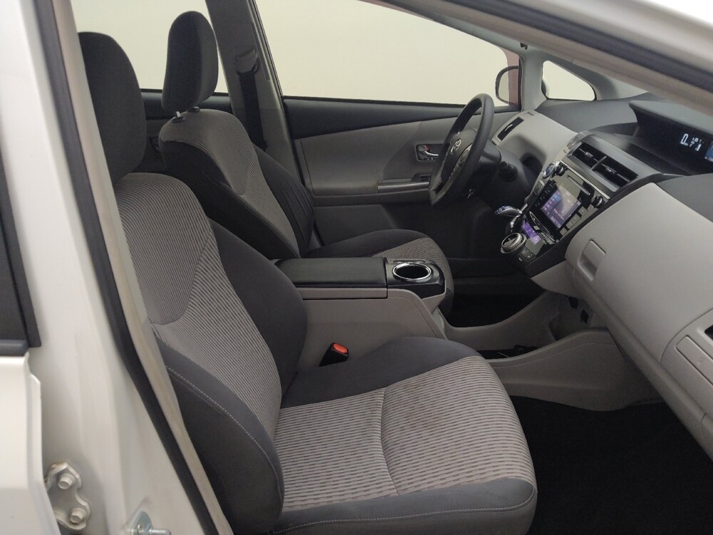 2015 Toyota Prius V in Live Oak, TX 78233 - 18078877 21