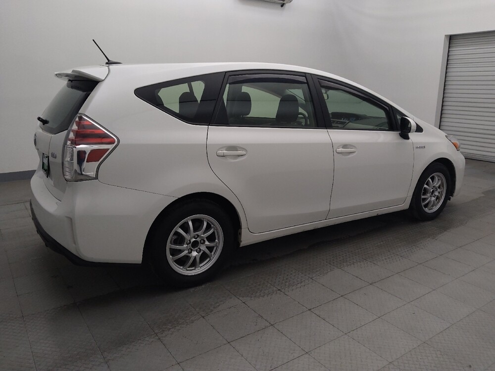 2015 Toyota Prius V in Live Oak, TX 78233 - 18078877 10