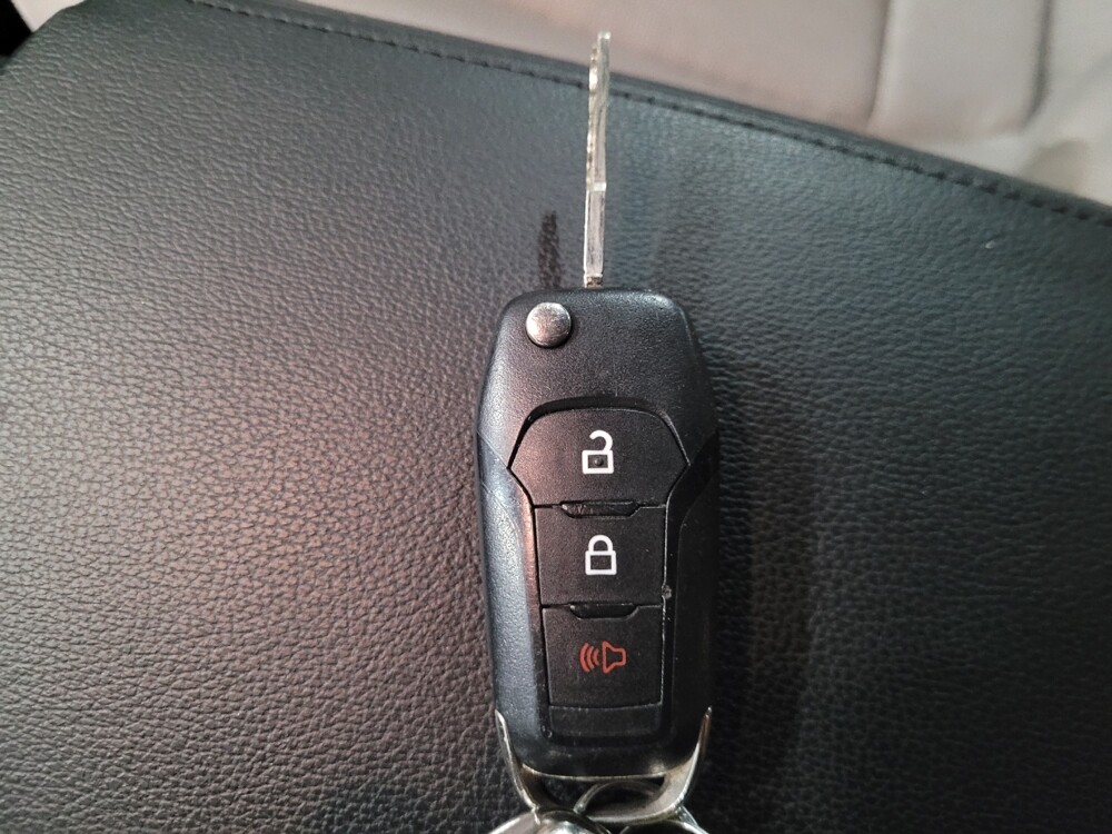 2019 Ford Explorer in Langhorne, PA 19047 - 18078888 32