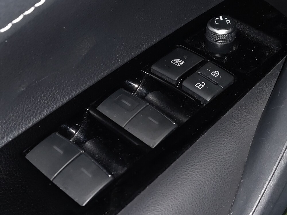 2019 Toyota Corolla in Jacksonville, FL 32210 - 18078896 27