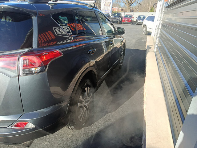 2016 Toyota RAV4 in DuBois, PA 15801 - 18078906 8