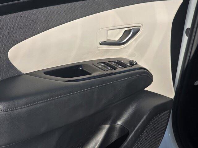 2022 Hyundai Tucson in Mesa, AZ 85212 - 18078910 13