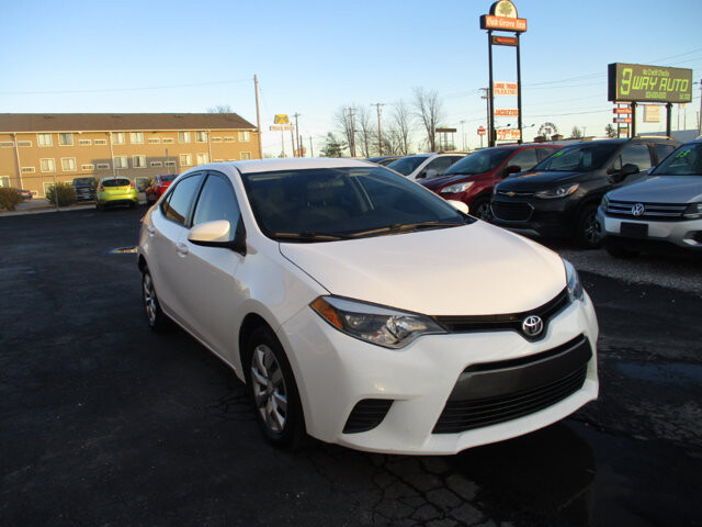 2015 Toyota Corolla in Oak Grove, MO 64075 - 18078915 3