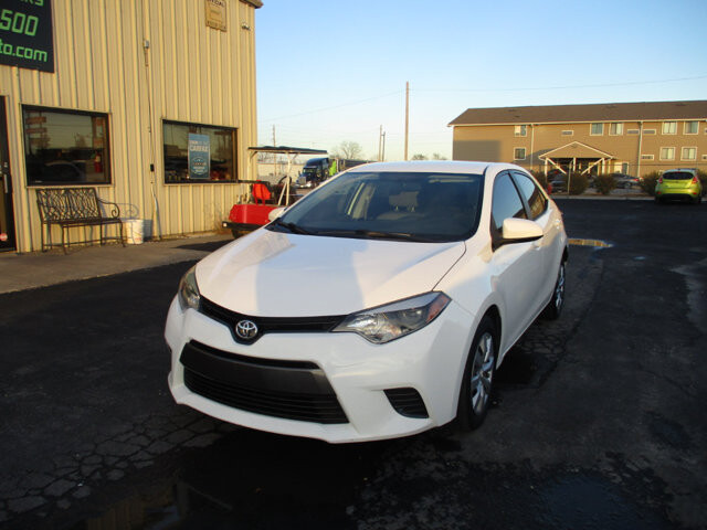 2015 Toyota Corolla in Oak Grove, MO 64075 - 18078915