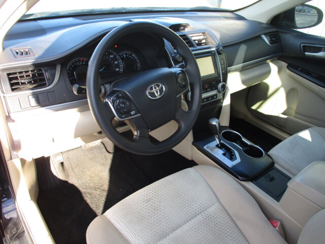 2013 Toyota Camry in Oak Grove, MO 64075 - 18078916 9