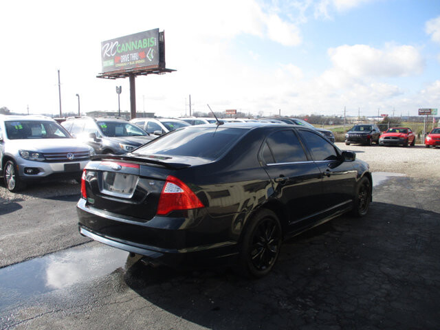 2010 Ford Fusion in Oak Grove, MO 64075 - 18078918 5