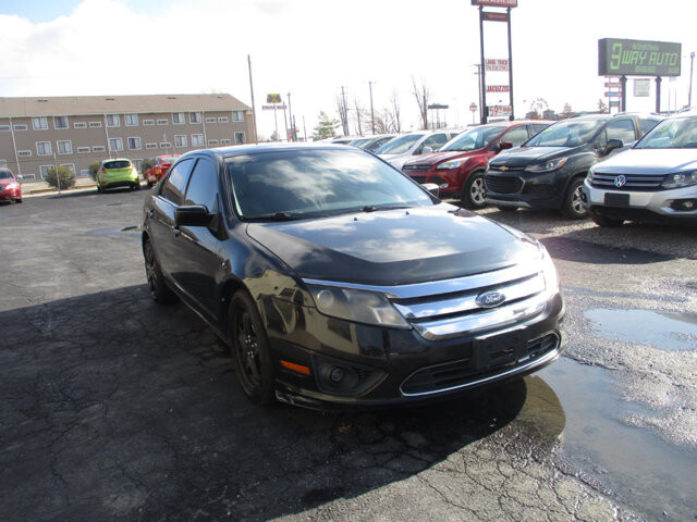 2010 Ford Fusion in Oak Grove, MO 64075 - 18078918 3
