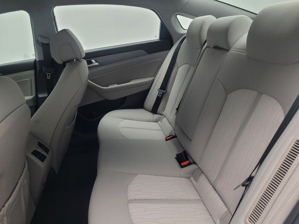 2017 Hyundai Sonata in Union City, GA 30291 - 18078972 18