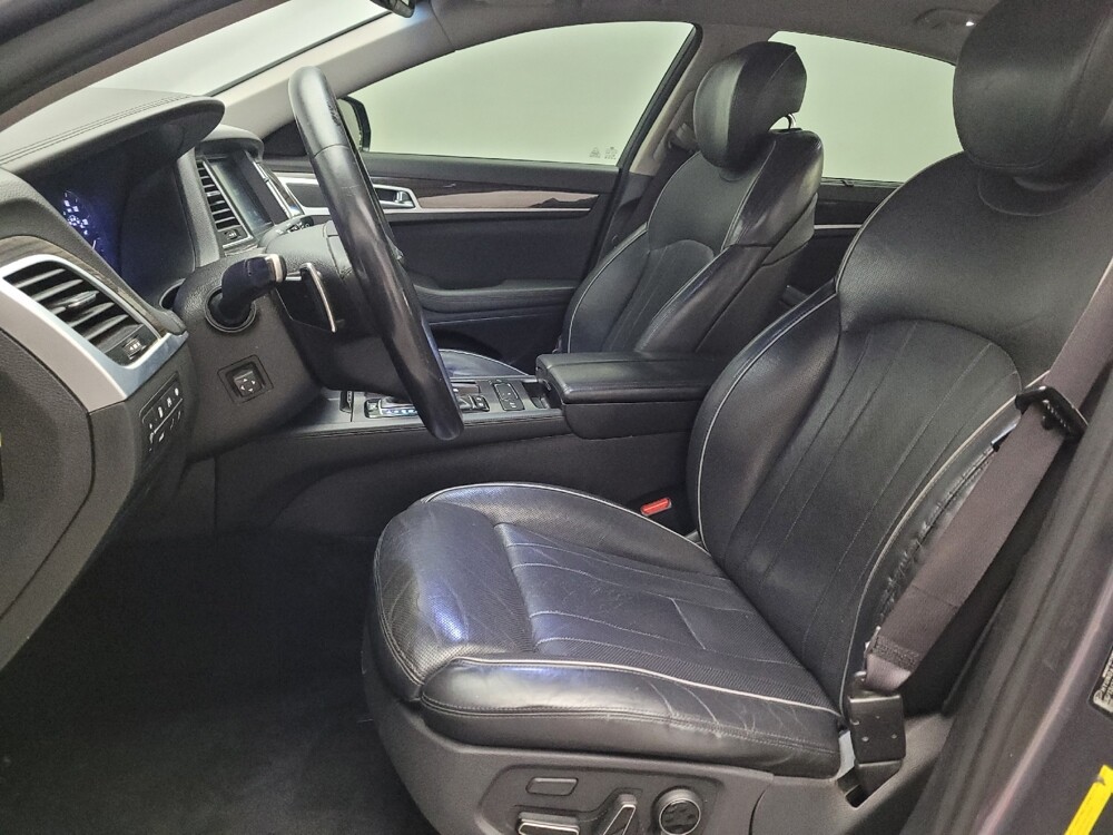 2015 Hyundai Genesis in Plano, TX 75074 - 18078978 17