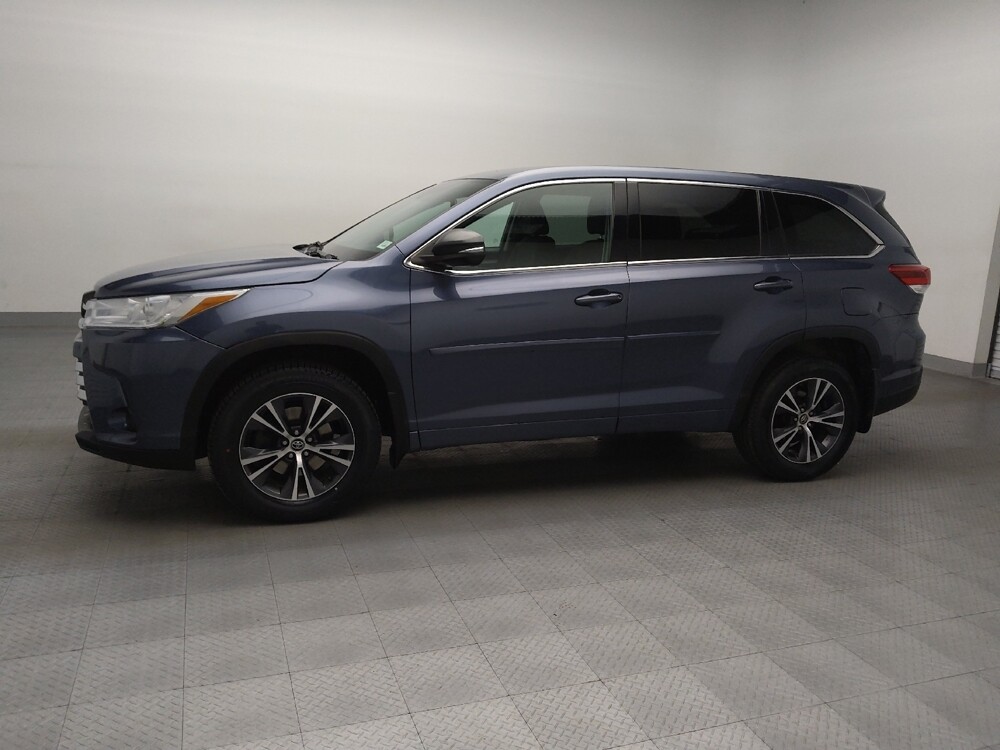 2018 Toyota Highlander in Plano, TX 75074 - 18078980 2