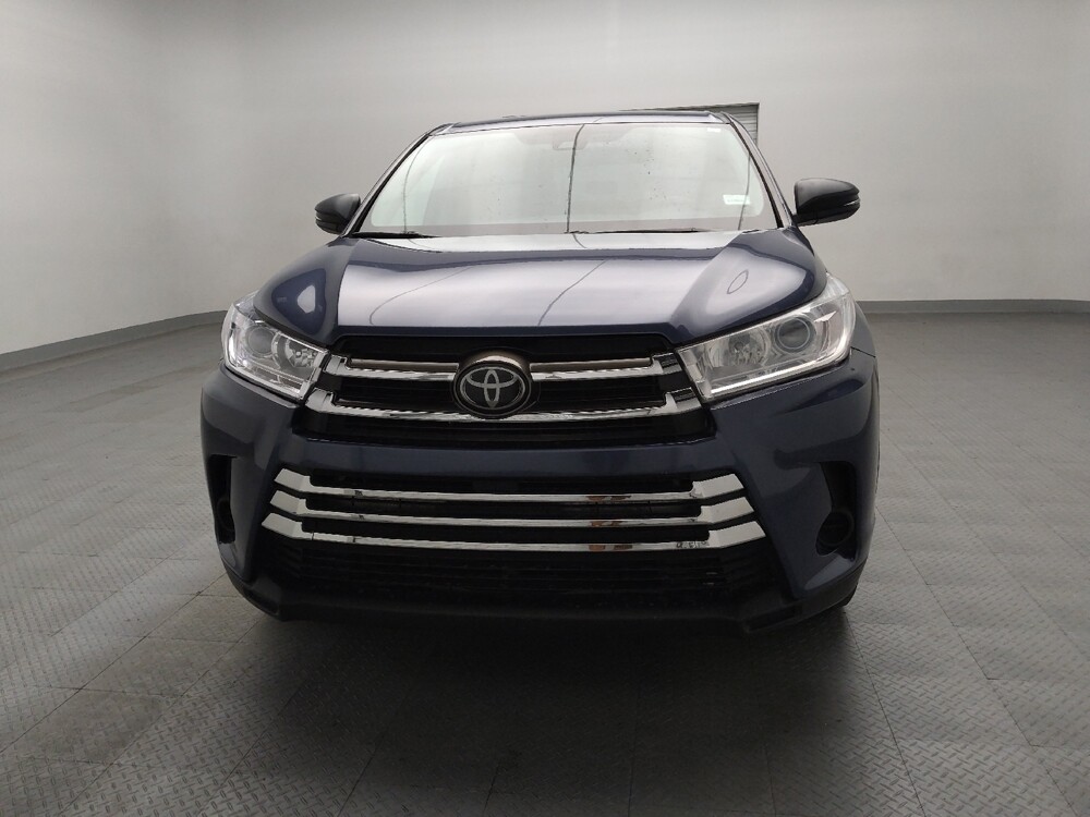 2018 Toyota Highlander in Plano, TX 75074 - 18078980 15