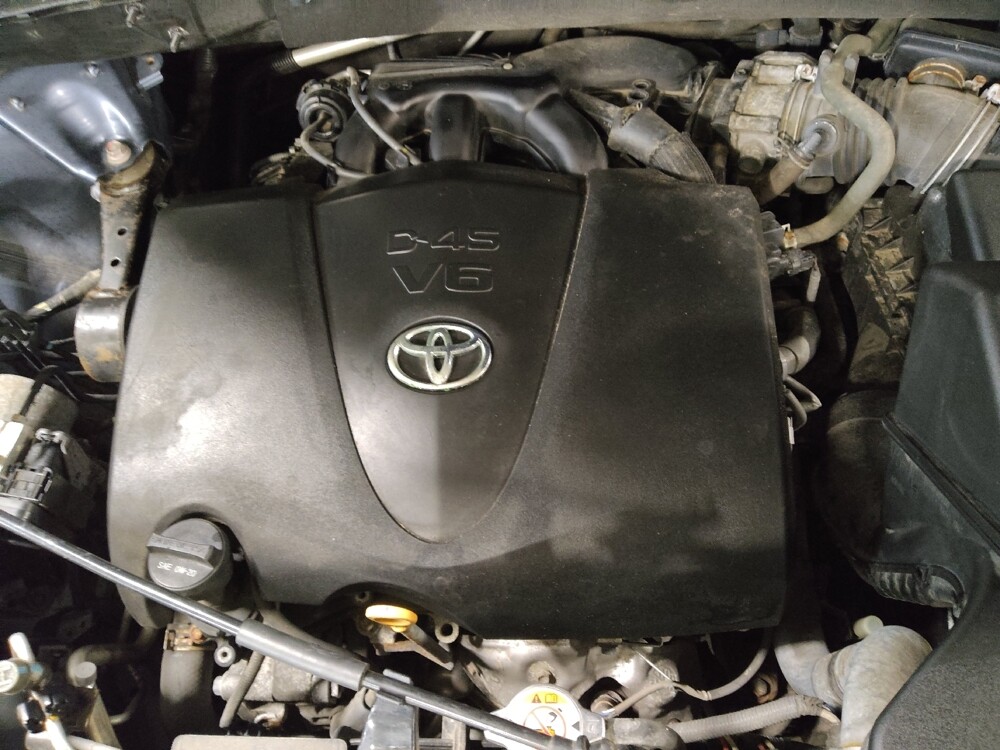 2018 Toyota Highlander in Plano, TX 75074 - 18078980 30