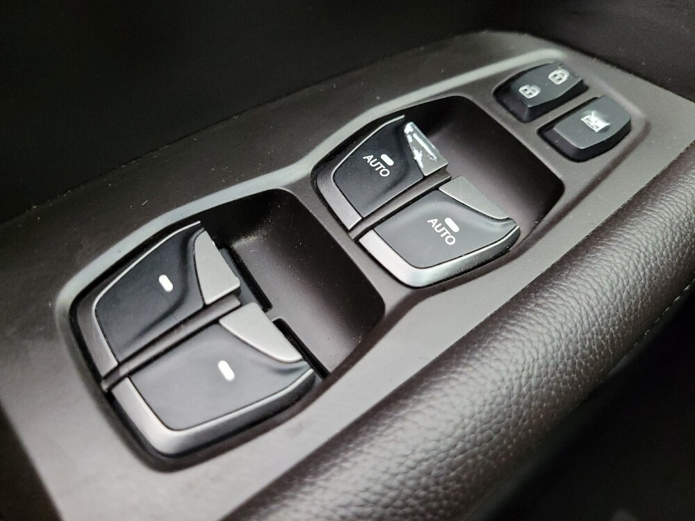 2017 Hyundai Santa Fe in Chandler, AZ 85225 - 18078991 27