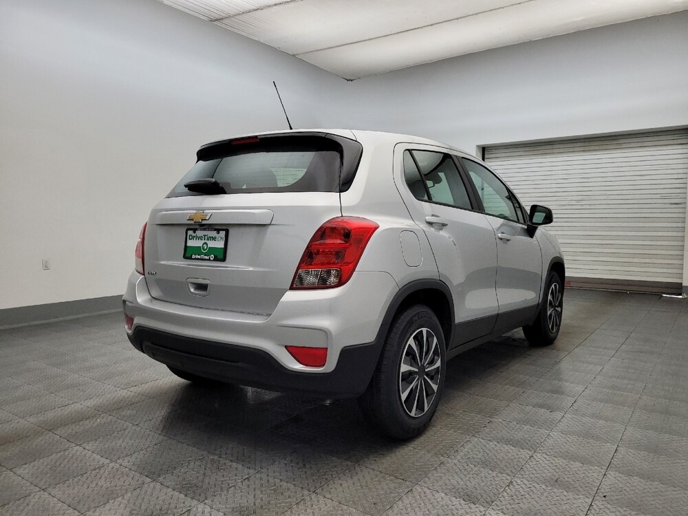 2018 Chevrolet Trax in Phoenix, AZ 85022 - 18079002 9