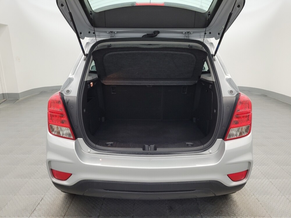 2018 Chevrolet Trax in Phoenix, AZ 85022 - 18079002 29