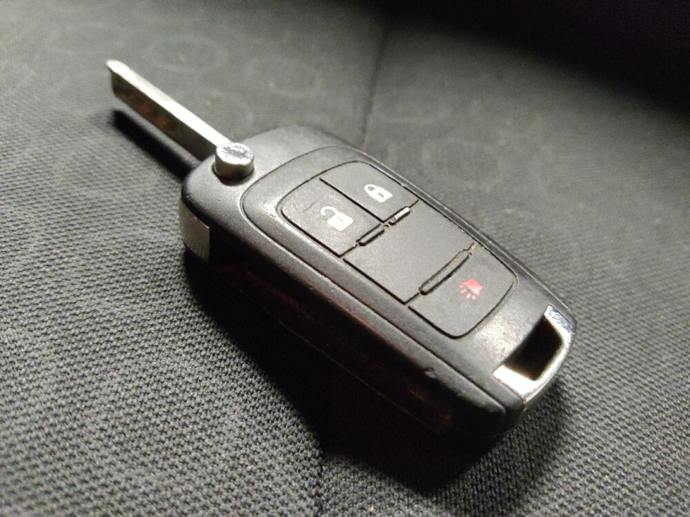 2018 Chevrolet Trax in Phoenix, AZ 85022 - 18079002 32