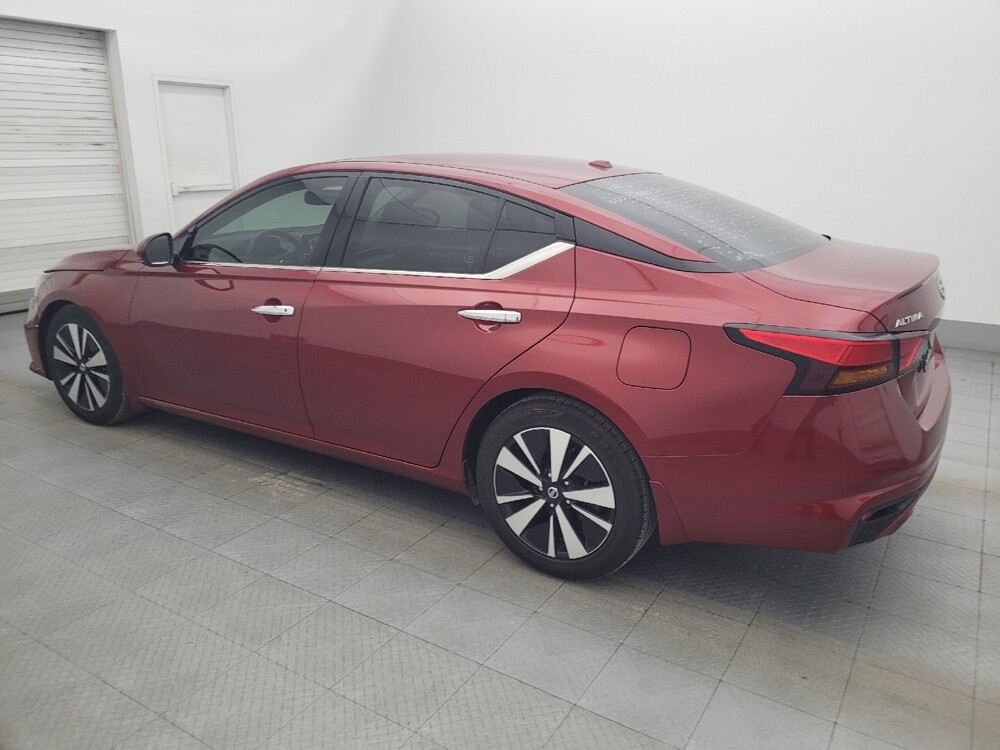 2019 Nissan Altima in Fort Myers, FL 33907 - 18079003 3