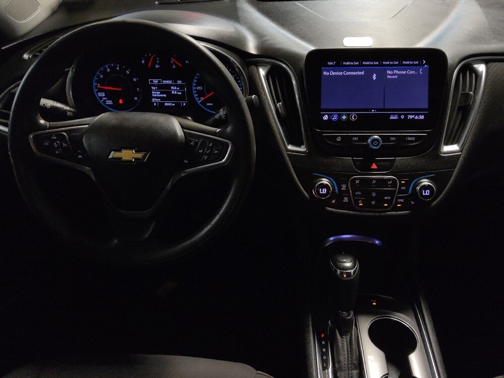 2019 Chevrolet Malibu in Tallahassee, FL 32304 - 18079009 22